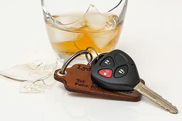 מה עובר על הגוף שלך בזמן נהיגה בשכרות?